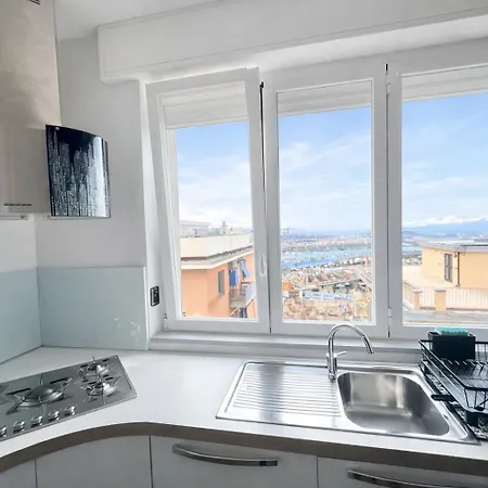 Frank's Sunset Apartman