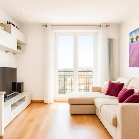 Frank's Sunset Apartman