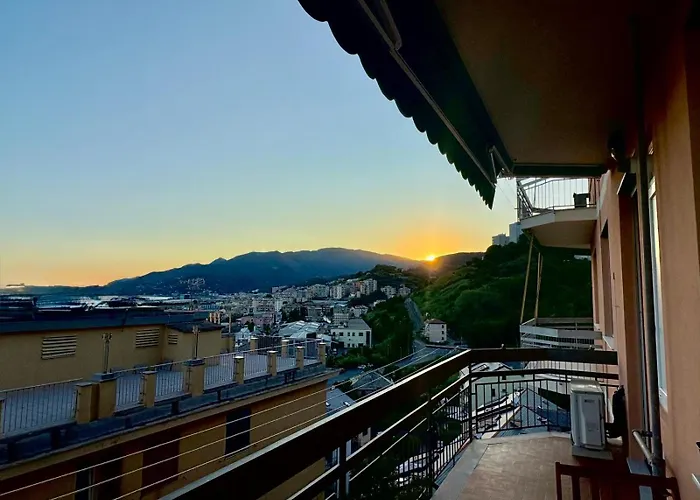 Frank's Sunset דירה *